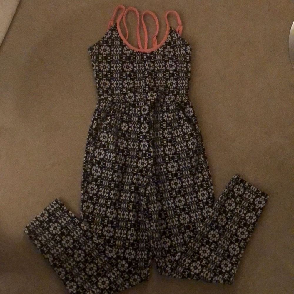 Romper black and white with coral straps